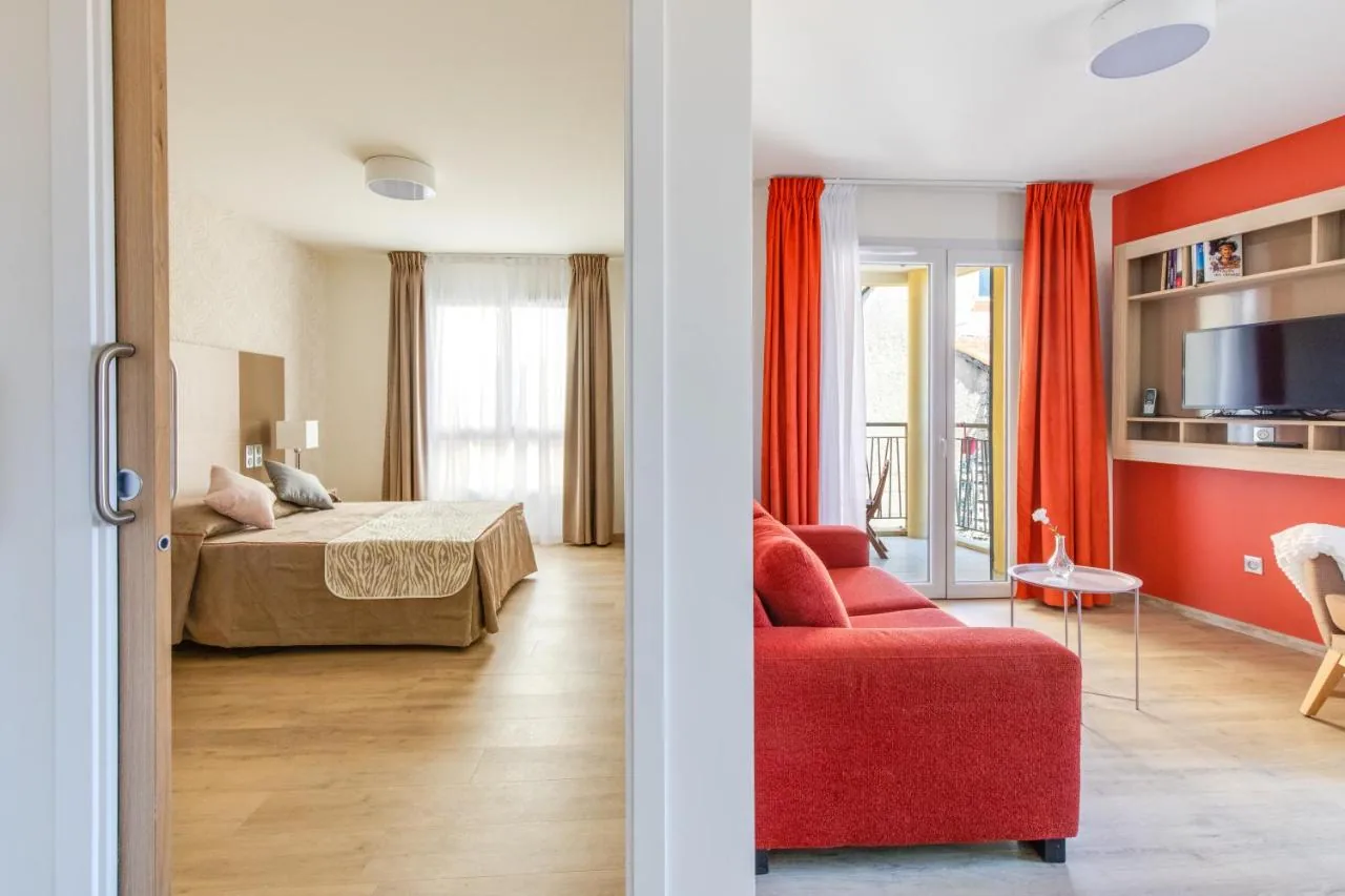 Studio familiale — appart'hôtel Fréjus