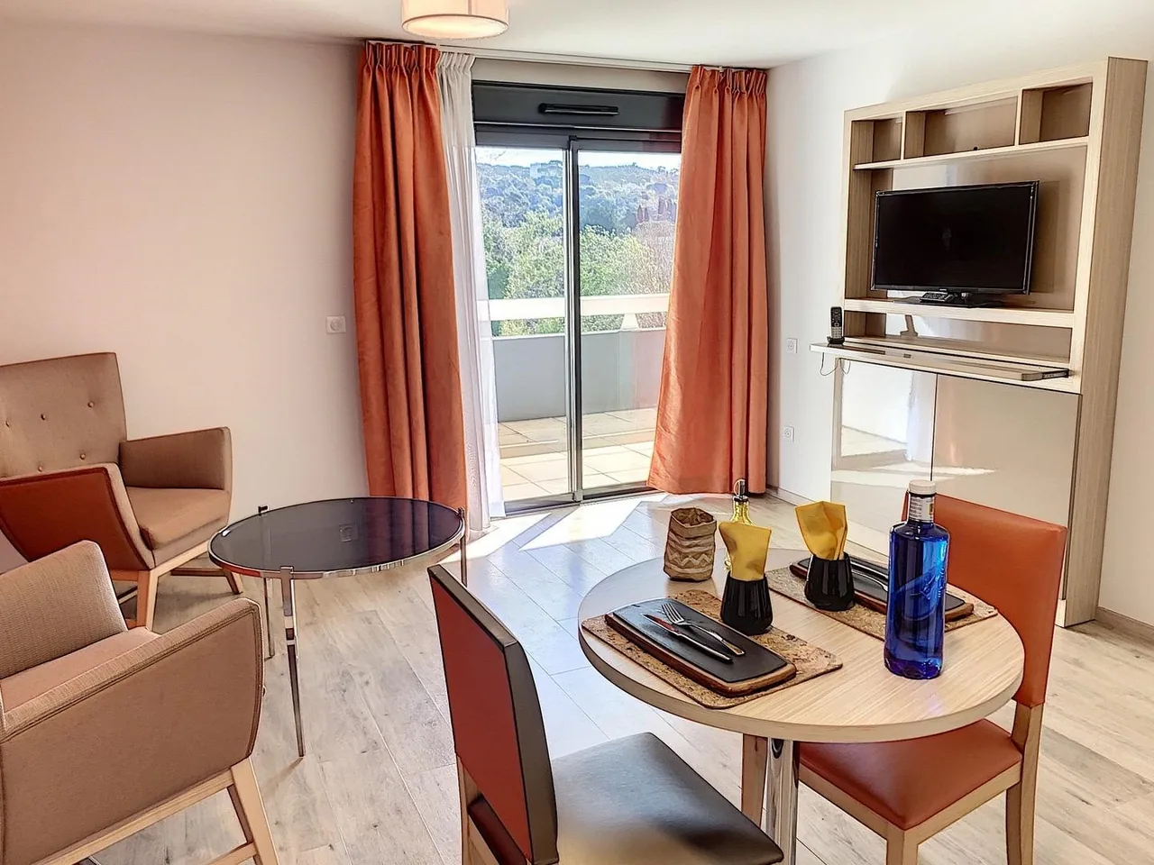 Appartement 2 chambres — appart'hôtel Le Cannet